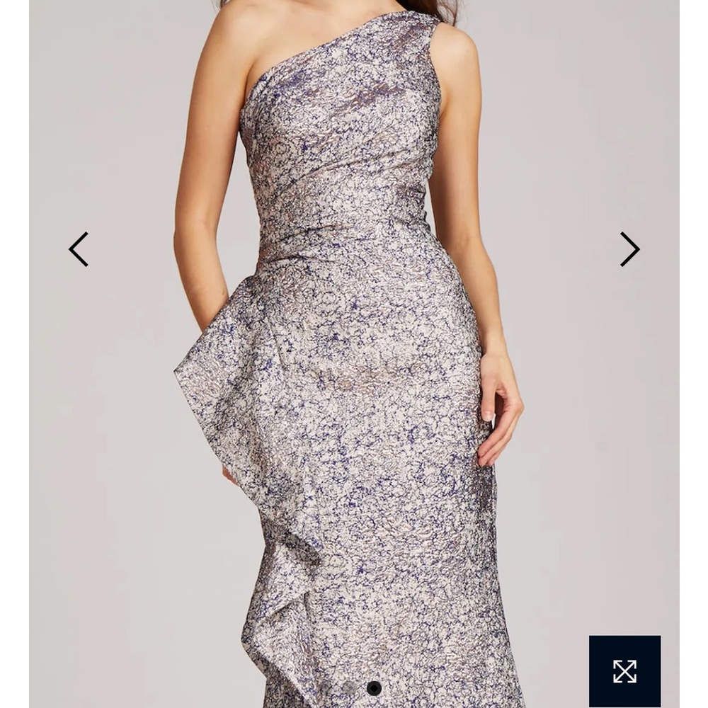 ✨Teri Jon for Rickie Freeman One Shoulder Jacquard Metallic Gown in Pink Lilac✨ - Picture 2 of 16